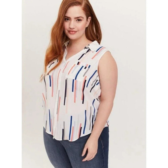 Torrid‎ Madison Georgette Top Sleeveless Shirt Size 00 Plus Button Up Tank Top - Picture 1 of 12